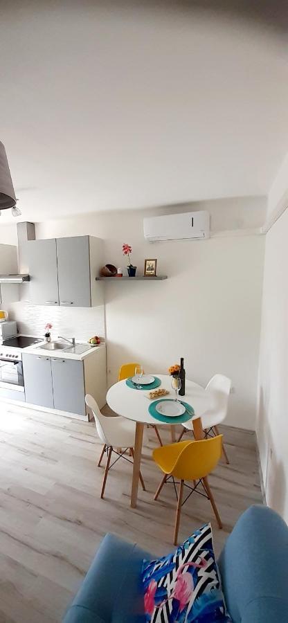 Lennida Studio Apartman With Free Parking Kavran Exterior photo